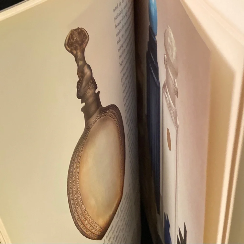 1989 LALIQUE BOOK by TONY L MORTIMER